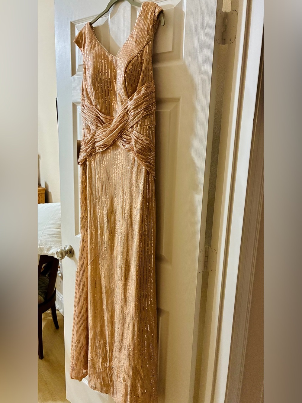 DreamyLily Women Golden Champagne Sequin Sleeveless Long A-line Gown Dress - Picture 9 of 10
